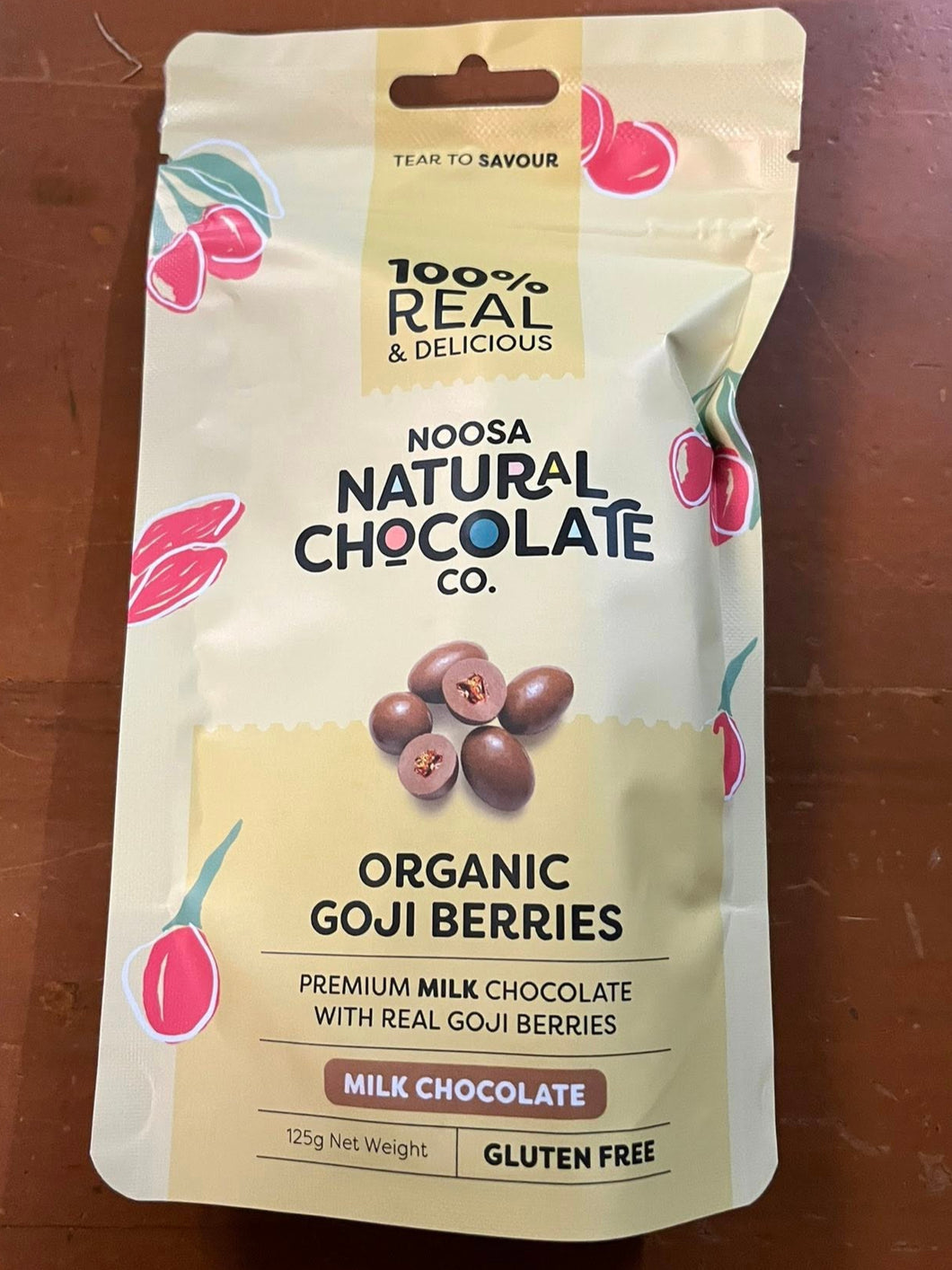 Noosa Natural Chocolate - Milk Chocolate Goji Berries - 100g